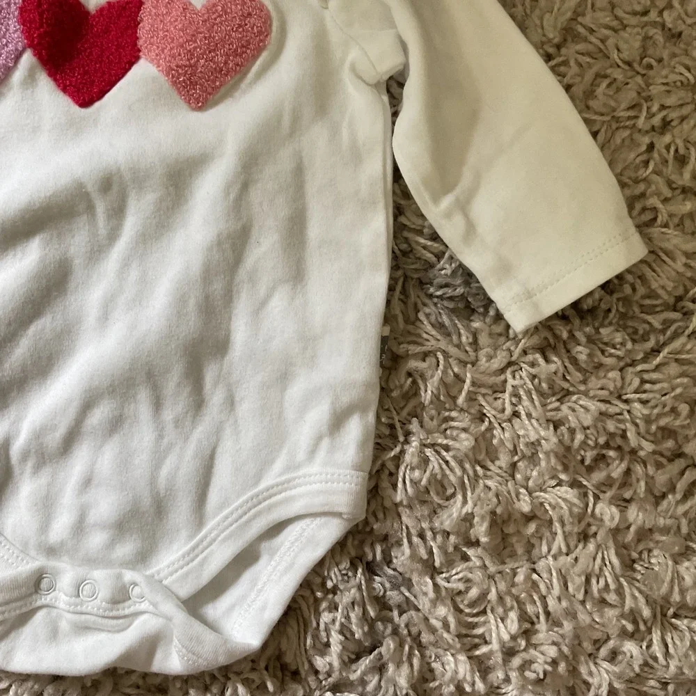 Rabbit Bear Baby Girls Heart Chenille‎ Patch Ruffle Bodysuit White 6-9M